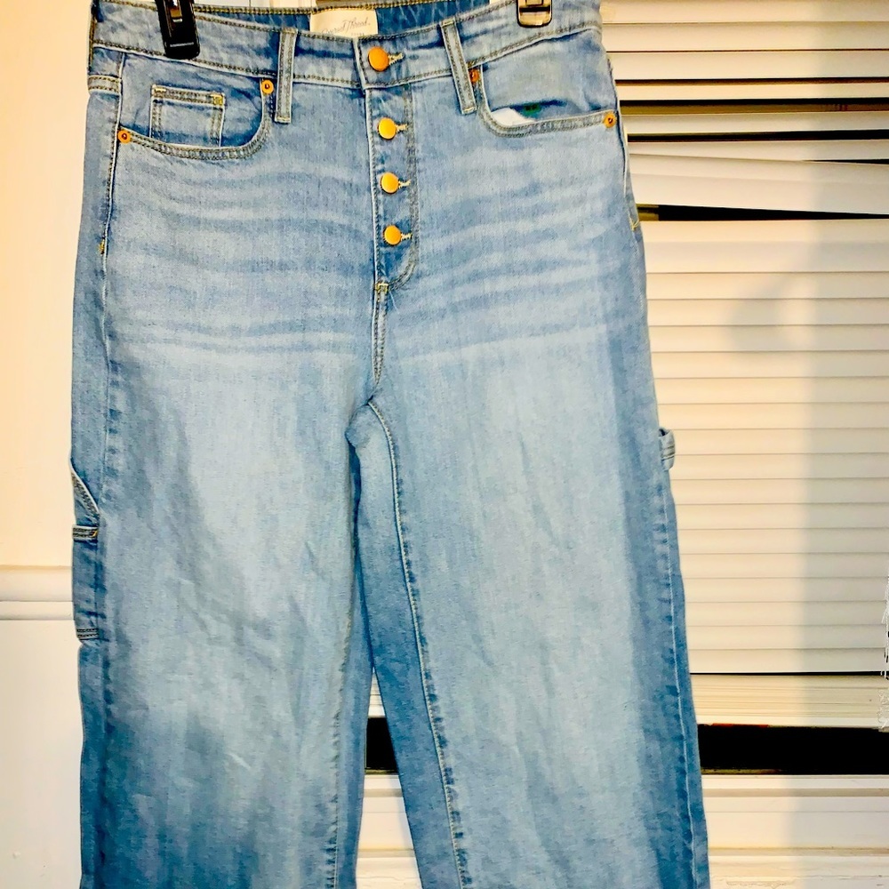 UNIVERSAL THREAD NWT WIDE LEGGED CROPPED DUNGAREES